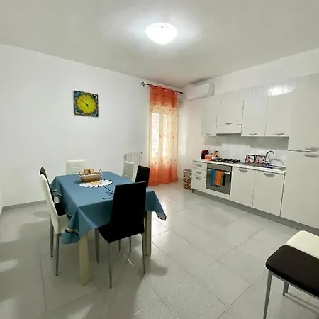 Guest house Fabs House *